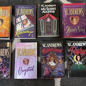 8 - V.C. Andrews Book Collection set of 8